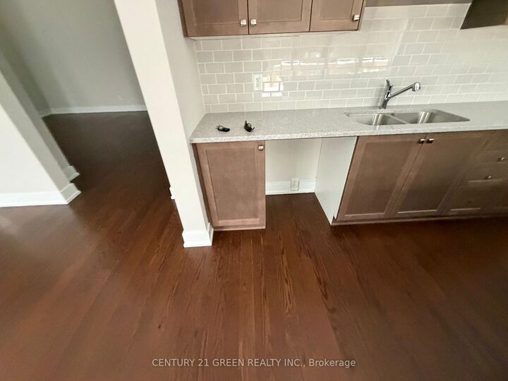 Property Photo:  123 Tonic Crescent  ON K2K 1X7 