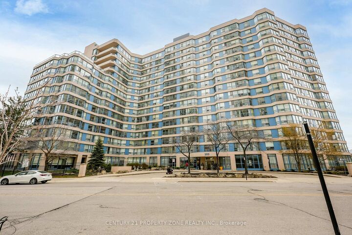 Property Photo: 250 Webb Drive 318 ON L5B 3Z4