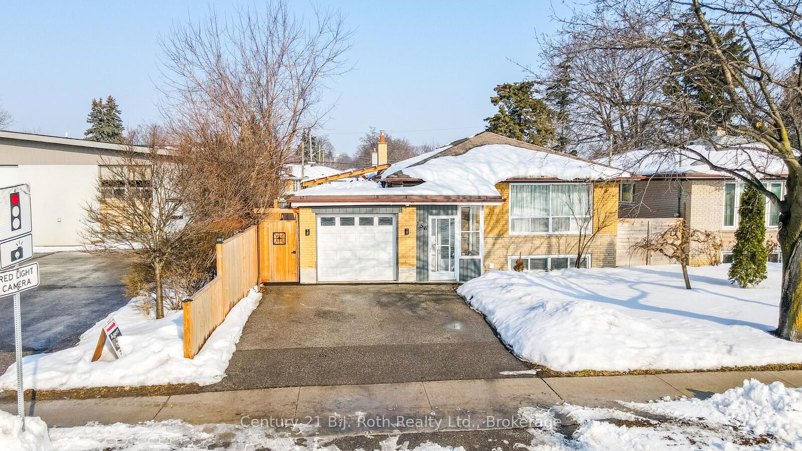 Property Photo:  156 The Westway N/A  ON M9P 2C1 