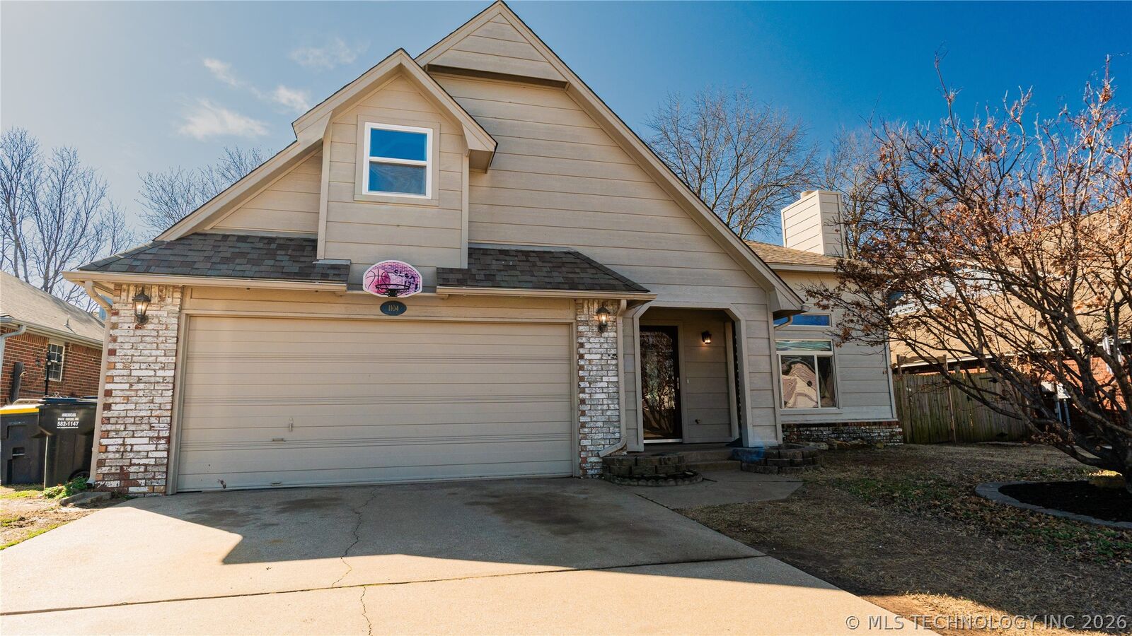 Property Photo:  1104 E 137th Street  OK 74033 