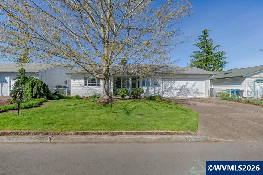 Property Photo: 575 N Cascade Dr OR 97071