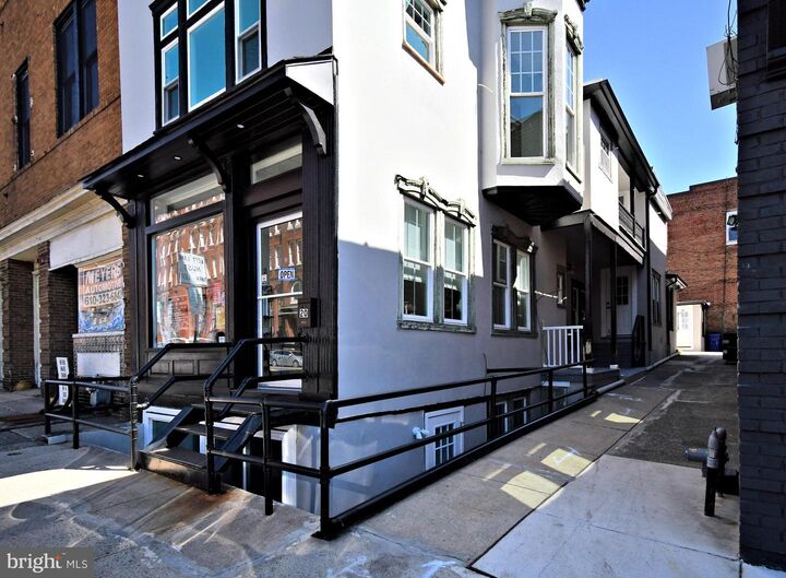 Property Photo:  20 S Hanover Street 2A  PA 19464 