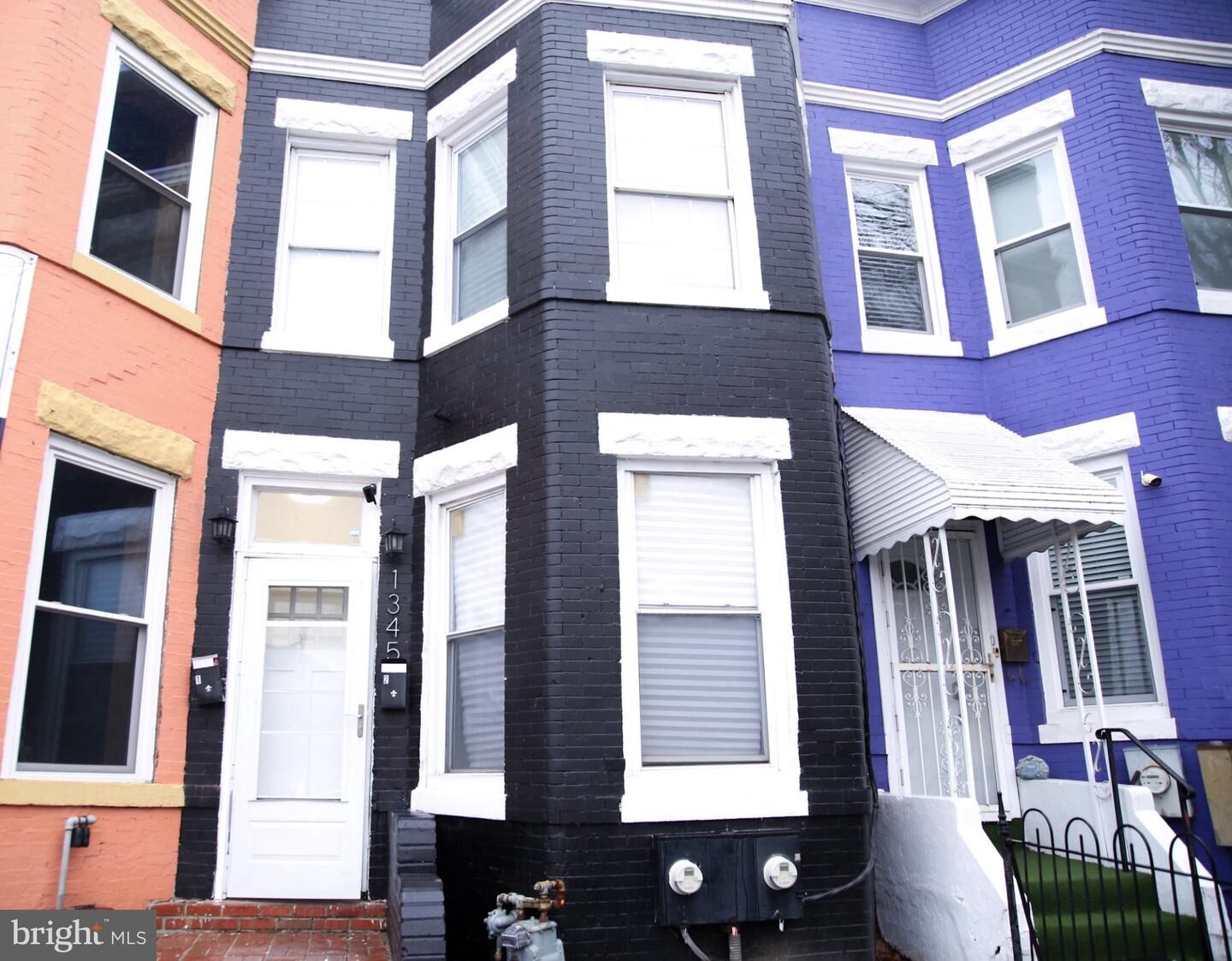 Property Photo:  1345 1st Street NW 1  DC 20001 