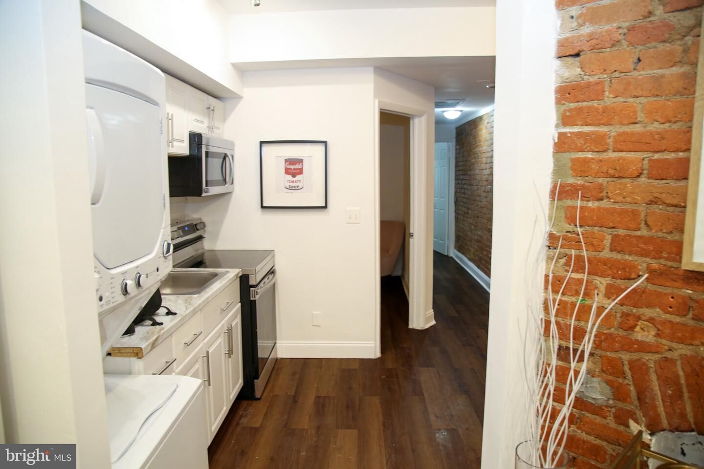 Property Photo:  1345 1st Street NW 1  DC 20001 