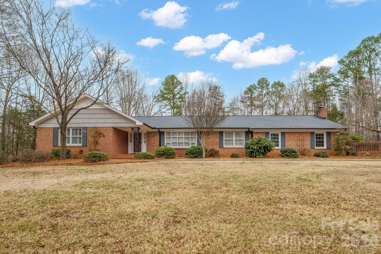 Property Photo:  333 Sandy Ford Road  NC 28120 