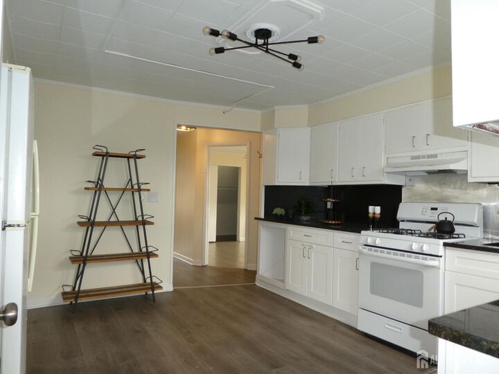 Property Photo:  1354 Stelton Road  NJ 08854 