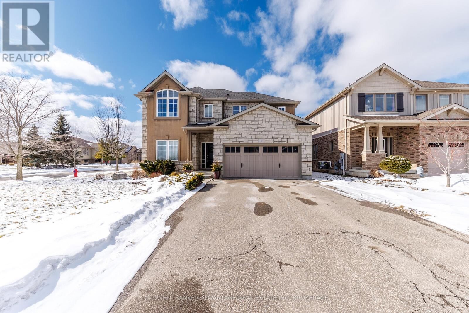 Property Photo:  6 Falcon Drive  ON L3C 0B2 