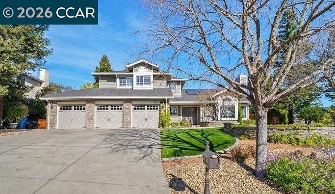 Property Photo: 10 Crown Valley Ct CA 94506