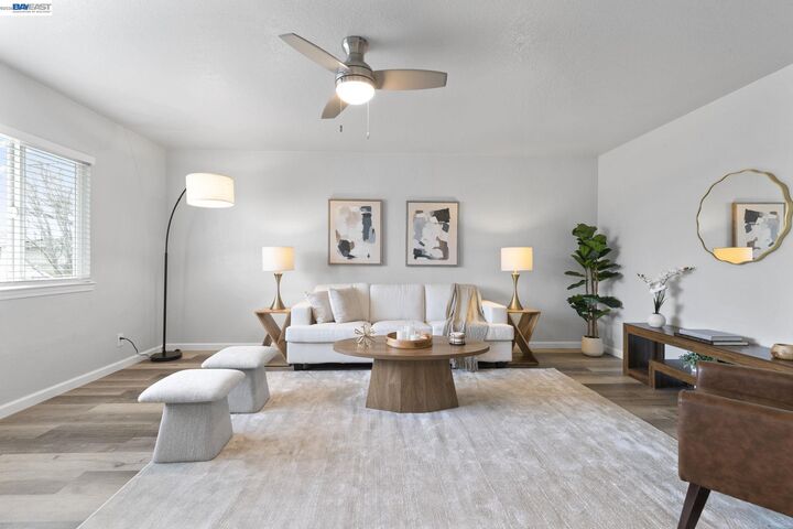 Property Photo:  412 Solano Ave  CA 94541 