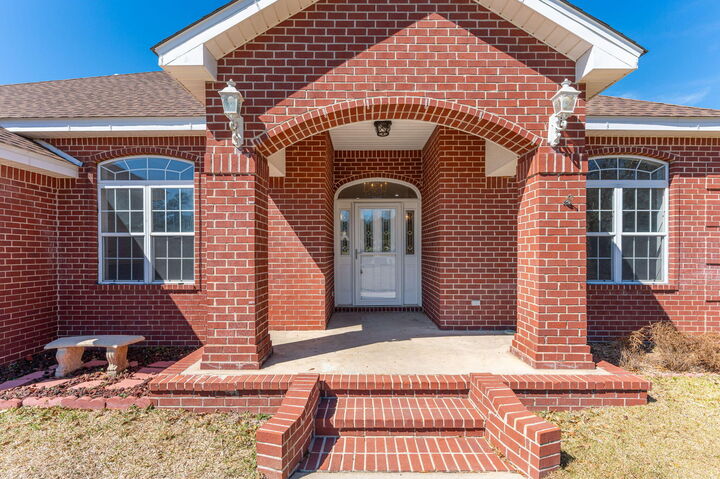 Property Photo: 4674 Browning Court FL 32539