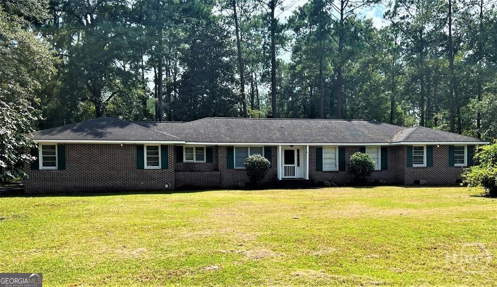 Property Photo:  311 N McDonald Street  GA 31316 