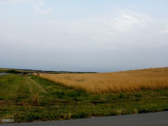 Property Photo: 14134 Trail Boss Way ND 58503