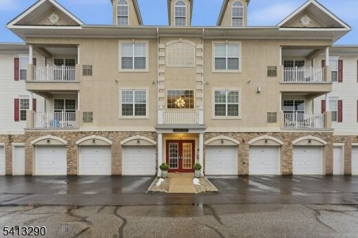 Property Photo: 3 Slate Ct Unit C3 NJ 07424