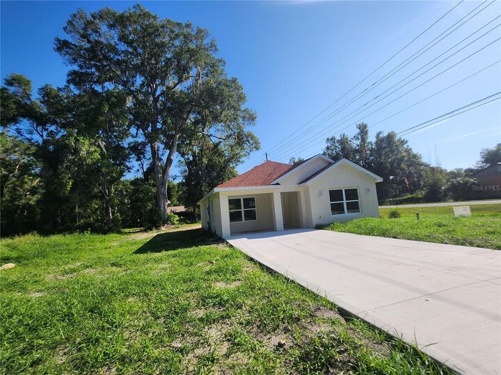 Property Photo:  3591 SE 139th Street  FL 34491 