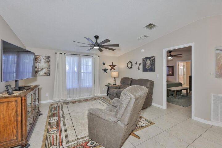 Property Photo: 37041 Neukom Avenue FL 33541