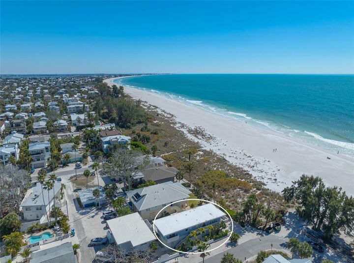 Property Photo: 103 Palm Avenue FL 34216