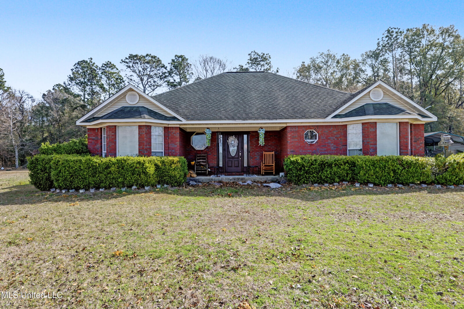 Property Photo: 142 Lynne Lane MS 39452