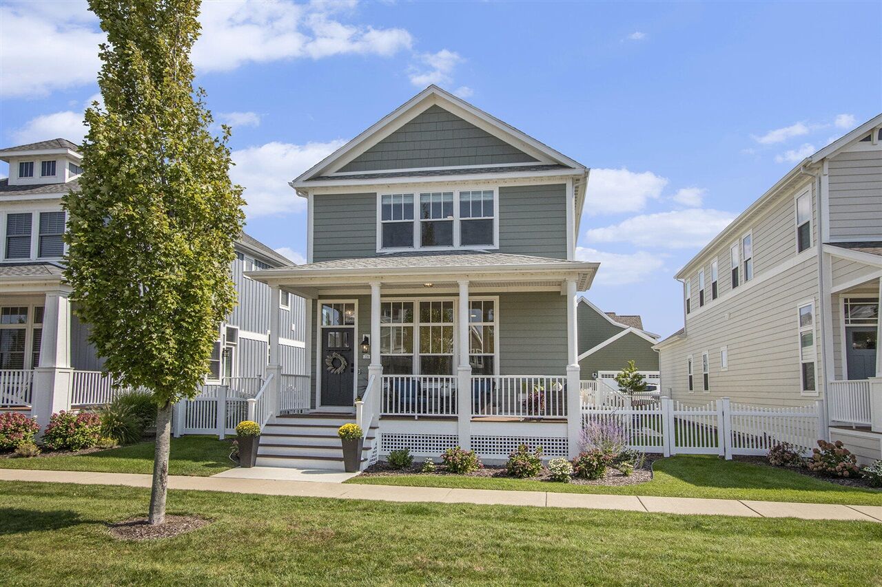 Property Photo: 239 Cavelier Avenue MI 49085