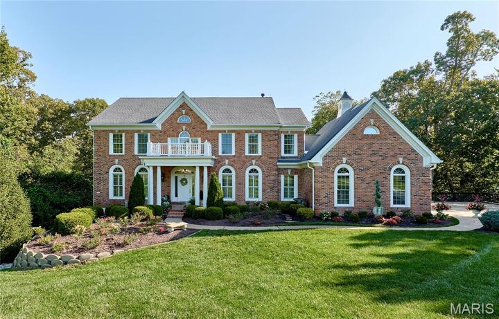 Property Photo:  16507 Kingspointe Lake Lane  MO 63005 