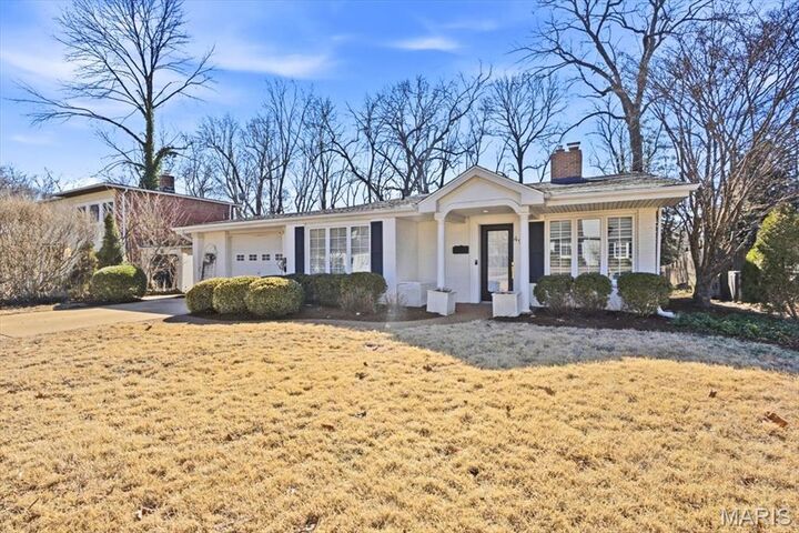 Property Photo:  49 Waverton Drive  MO 63124 