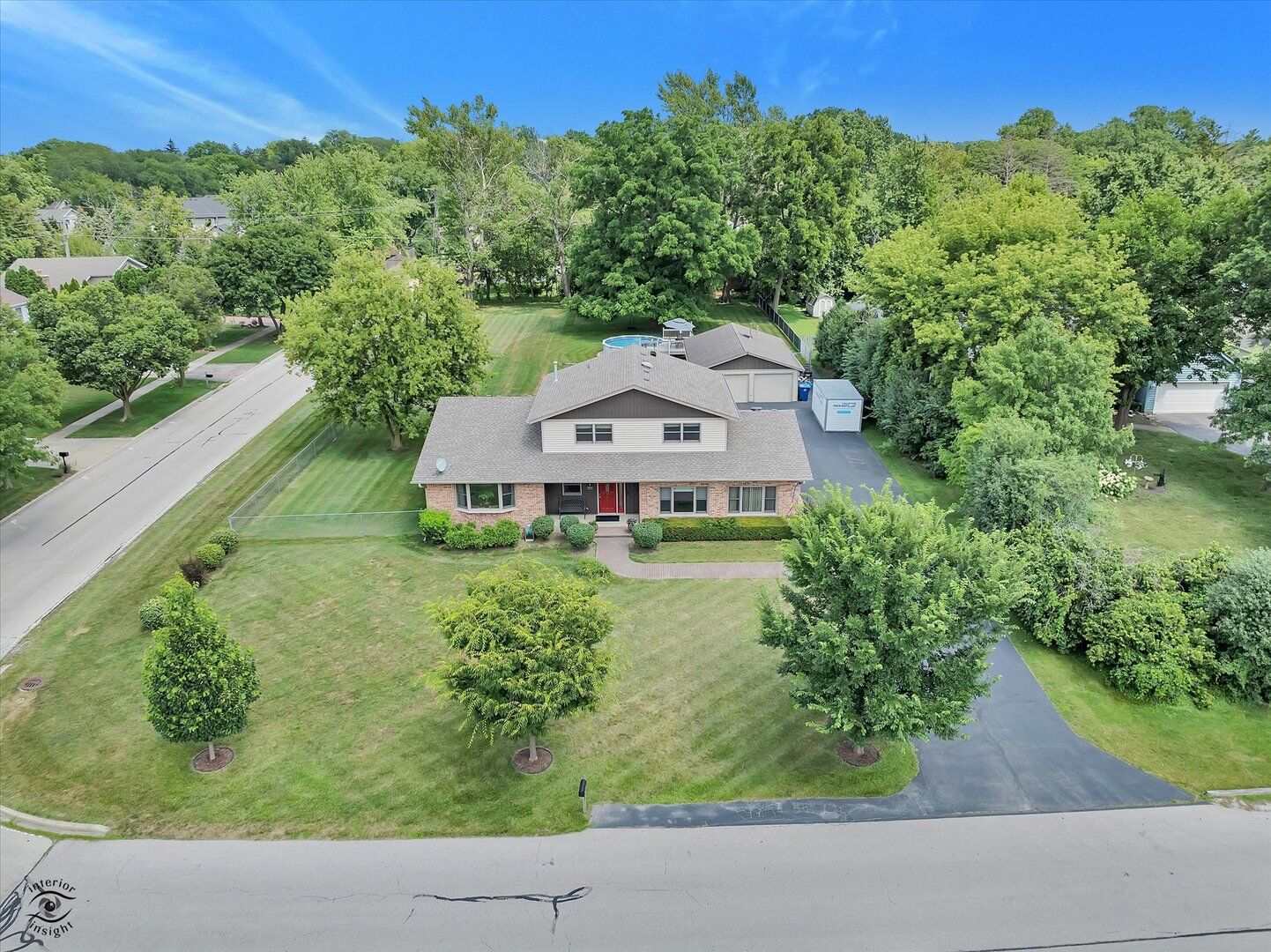 Property Photo: 5701 Walnut Avenue IL 60516