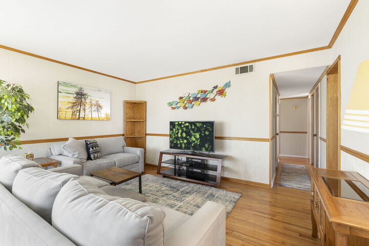 Property Photo:  8400 S Knox Avenue  IL 60652 