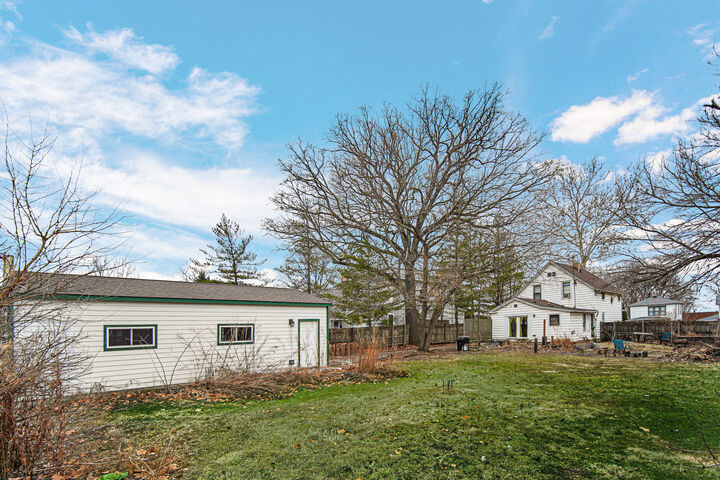 Property Photo: 1112 S Jefferson Street IL 60441