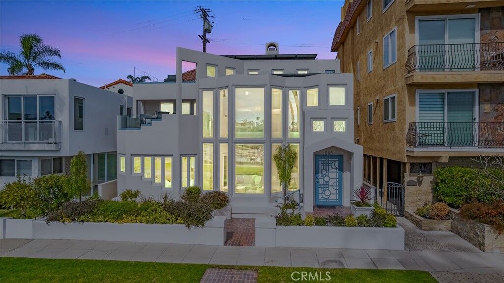 Property Photo:  265 Bay Shore  CA 90803 