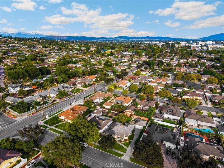 Property Photo: 1112 Riedel Avenue CA 92831