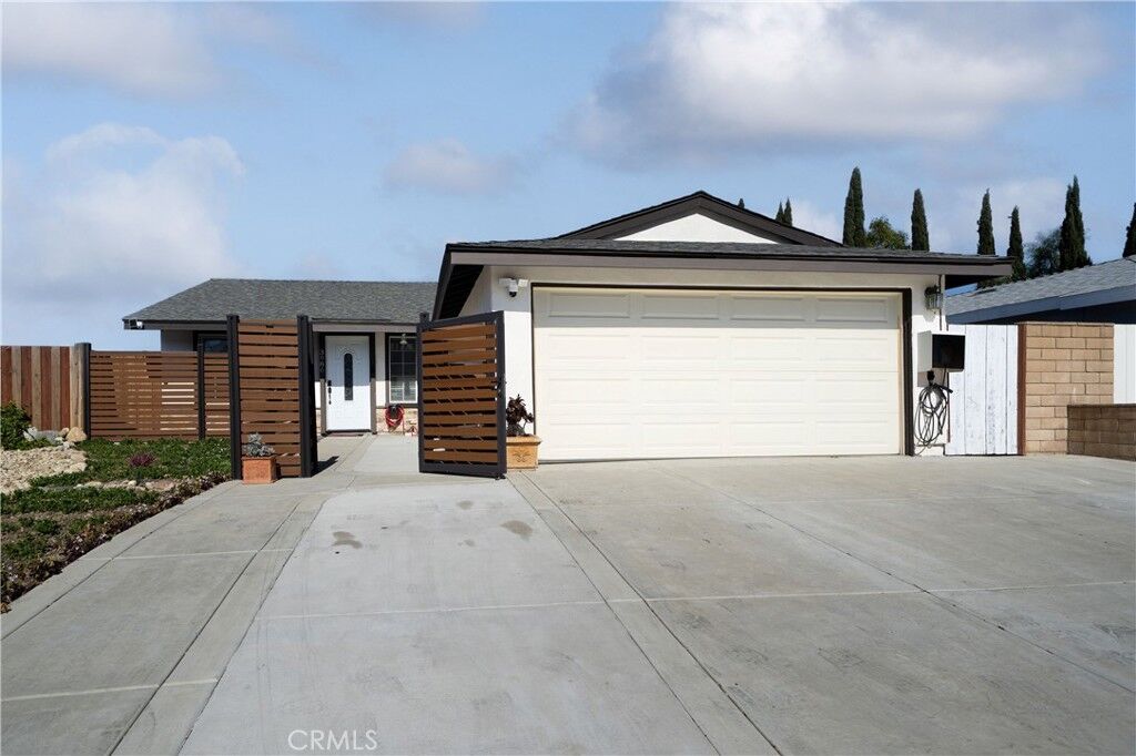 Property Photo: 3986 Valle Vista Dr. CA 91709