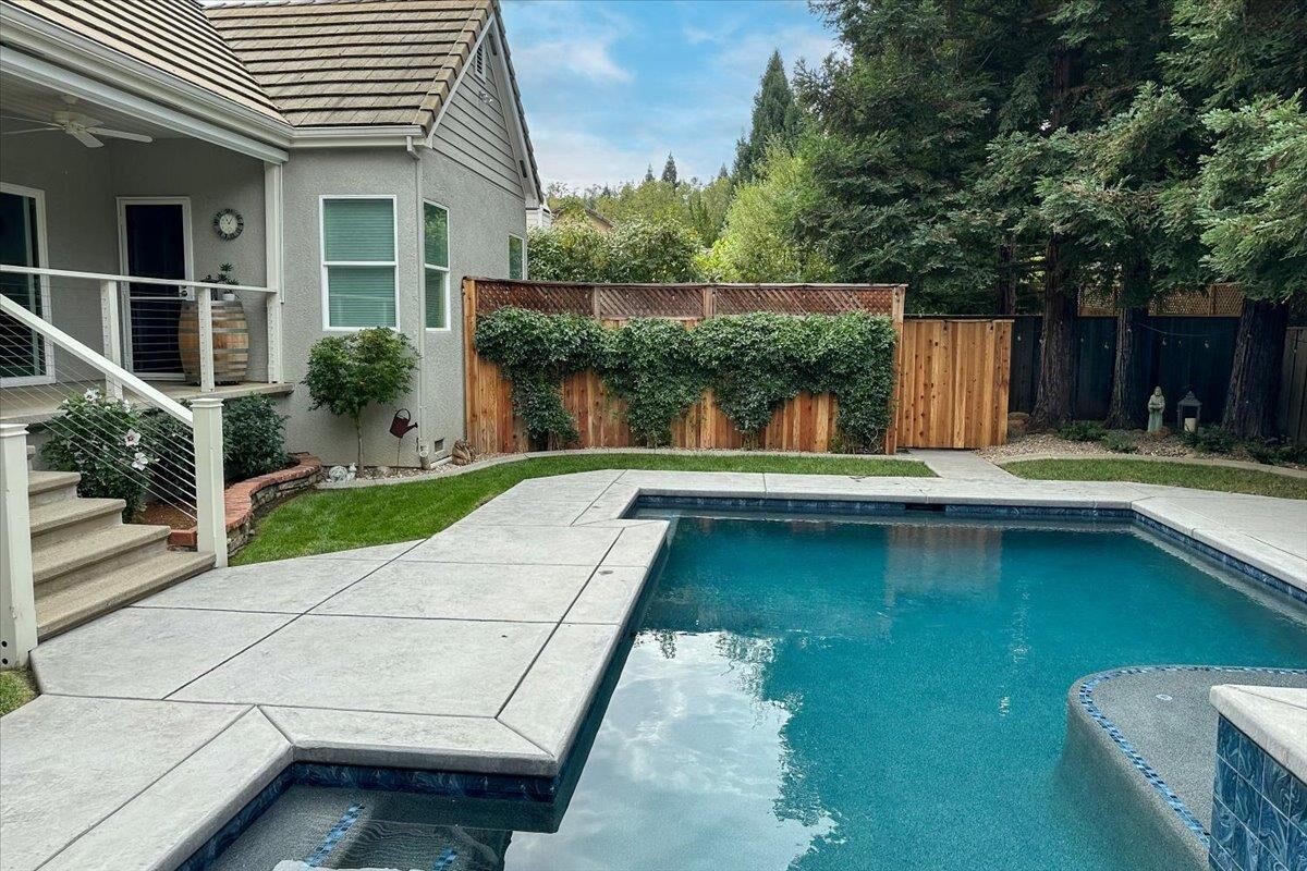 Property Photo:  3224 Veld Way  CA 95682 
