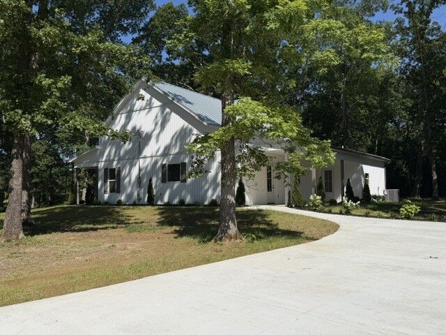Property Photo:  579 Lower Halls Mill Rd  TN 37160 