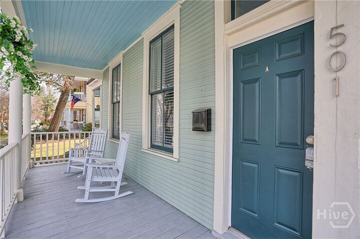 Property Photo: 501 E Bolton Street GA 31401