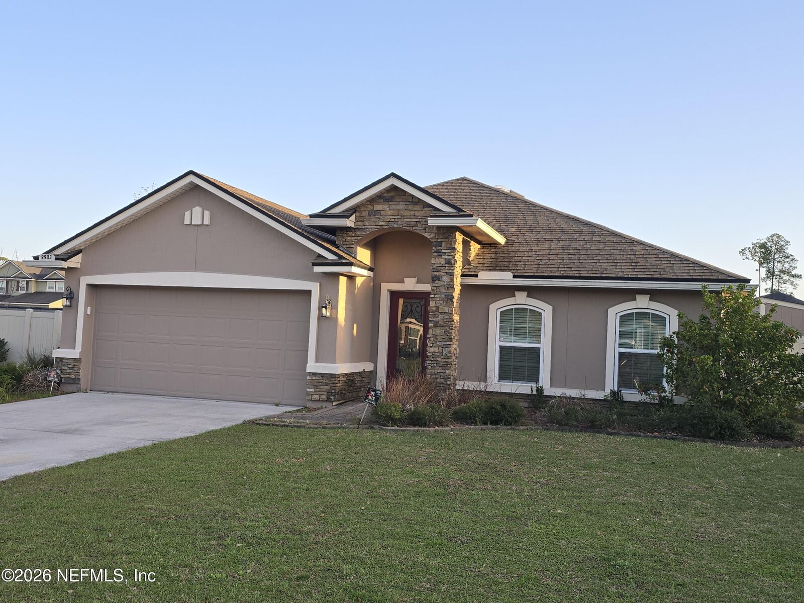Property Photo:  9932 Patriot Court  FL 32221 