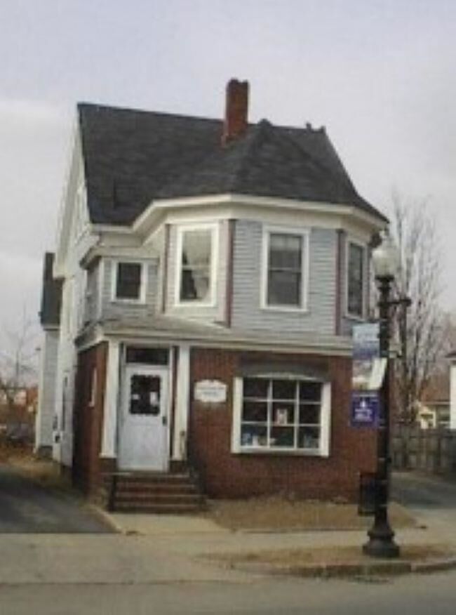 Property Photo:  18 Wakefield Street  NH 03867 