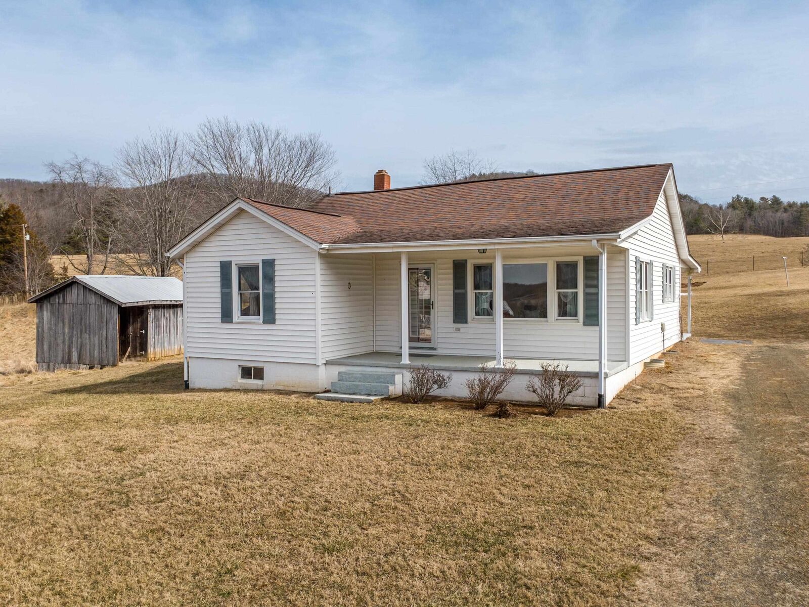 Property Photo: 755 Smythers Mountain Road VA 24347