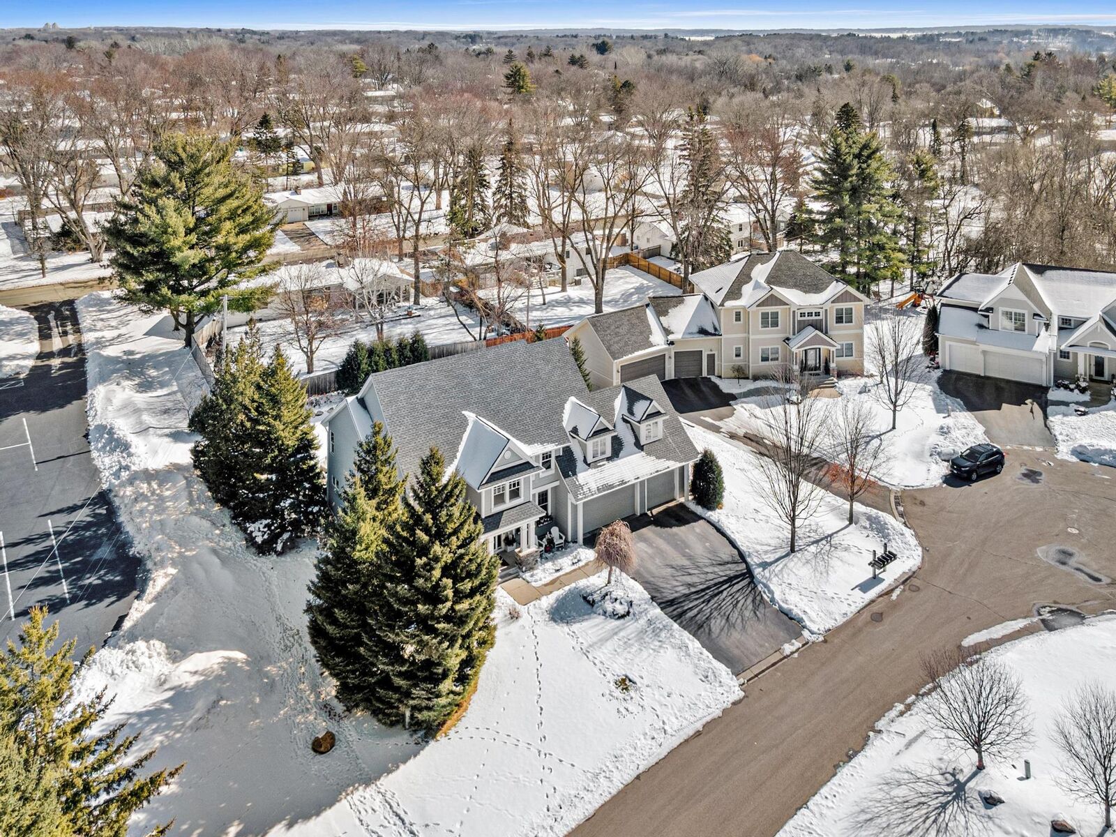 Property Photo:  2340 Glendale Cove Lane  MN 55356 