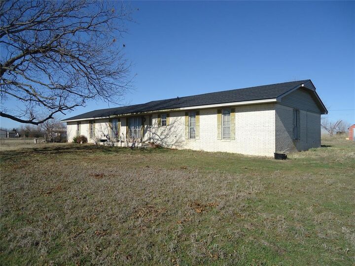 Property Photo:  42608 Bob Crouch Road  OK 74873 