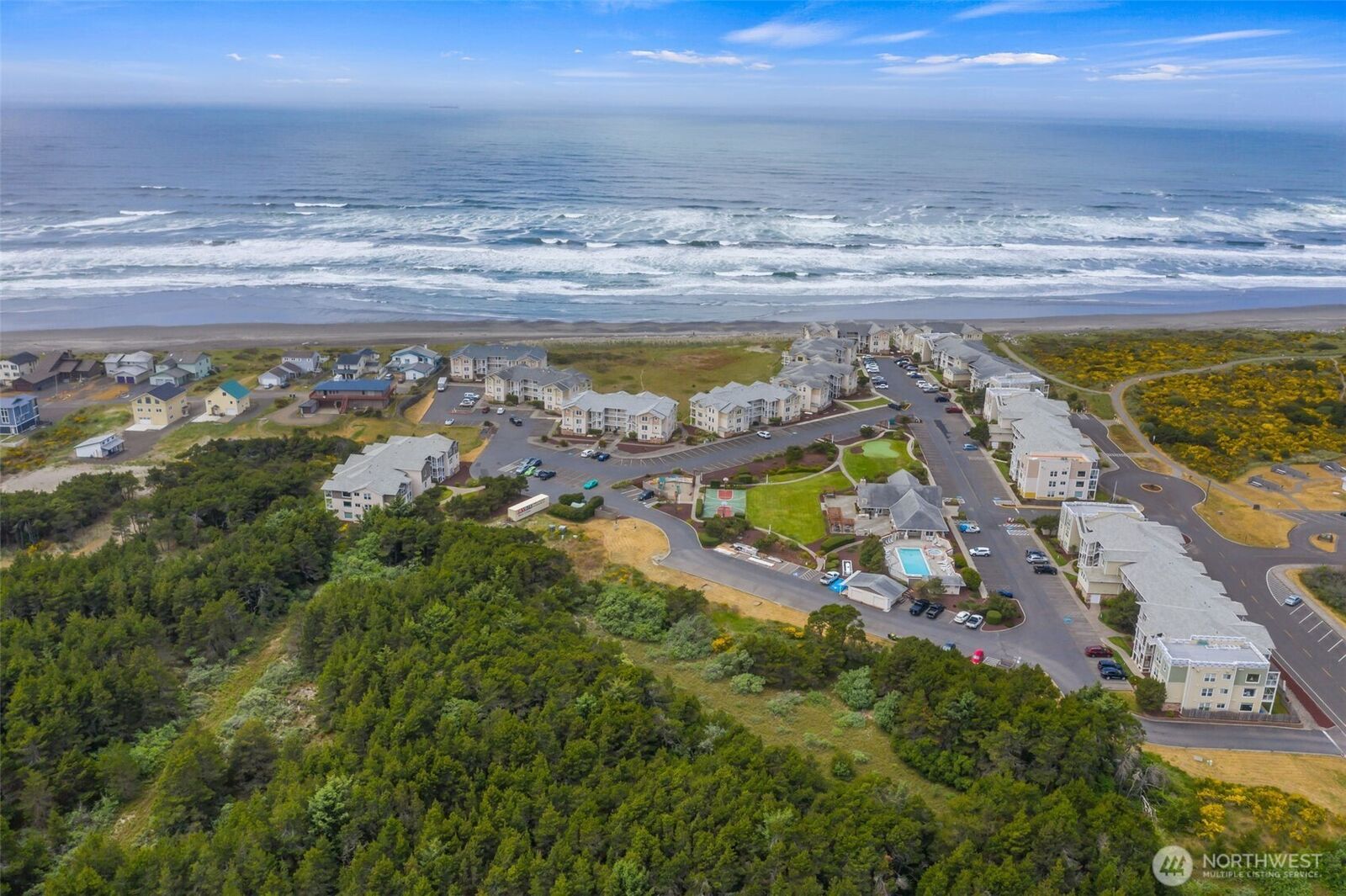 Property Photo:  1600 W Ocean Avenue 124  WA 98595 