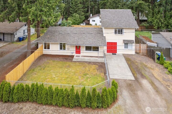Property Photo:  1115  207th Place NE  WA 98074 