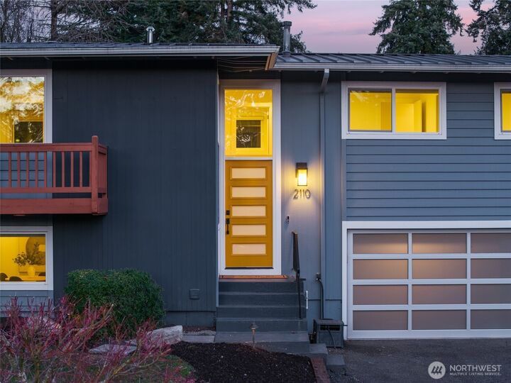 Property Photo:  2110  167th Avenue NE  WA 98008 