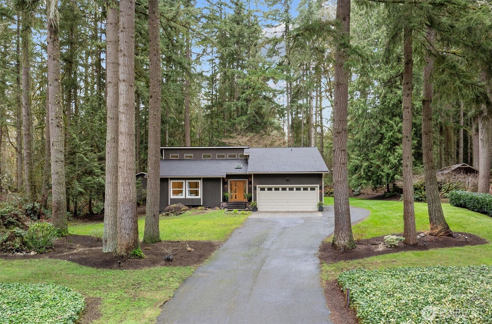 Property Photo:  22904  NE 51st St  WA 98053 