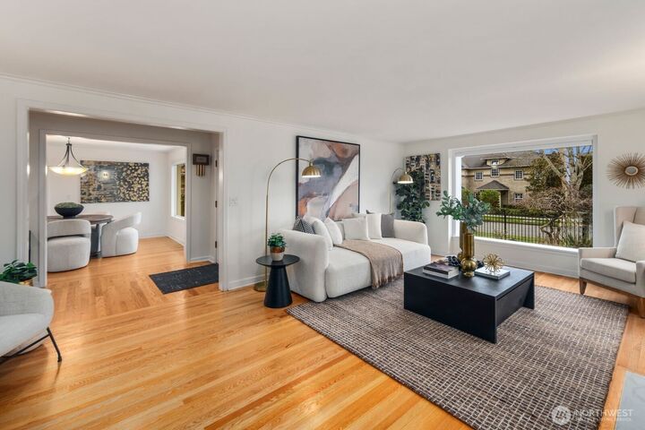 Property Photo: 2647 39th Avenue W WA 98199