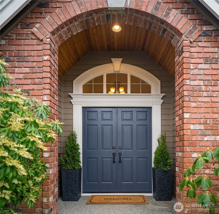 Property Photo: 2211 274th Court SE WA 98075