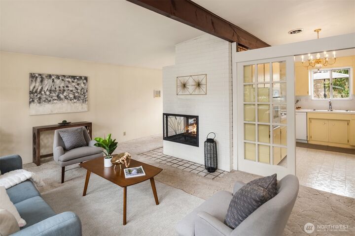 Property Photo:  4239 S 185th Street  WA 98188 