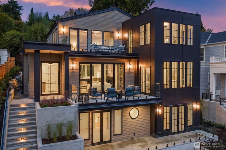 Property Photo: 1027 McGilvra Boulevard E WA 98112