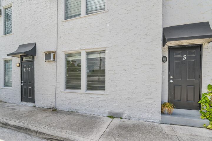 Property Photo:  302 S K Street 3  FL 33460 