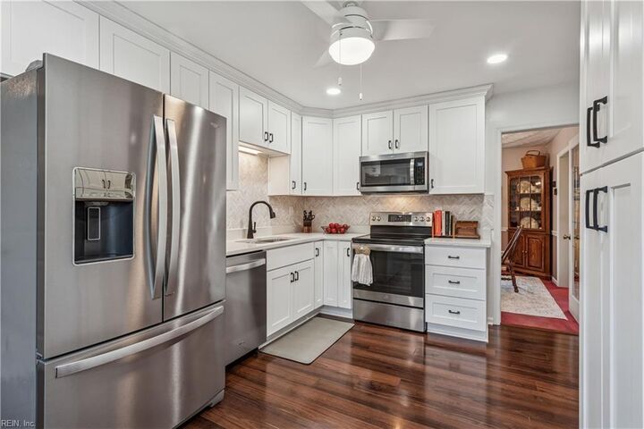 Property Photo: 2008 Steinem Ct VA 23464