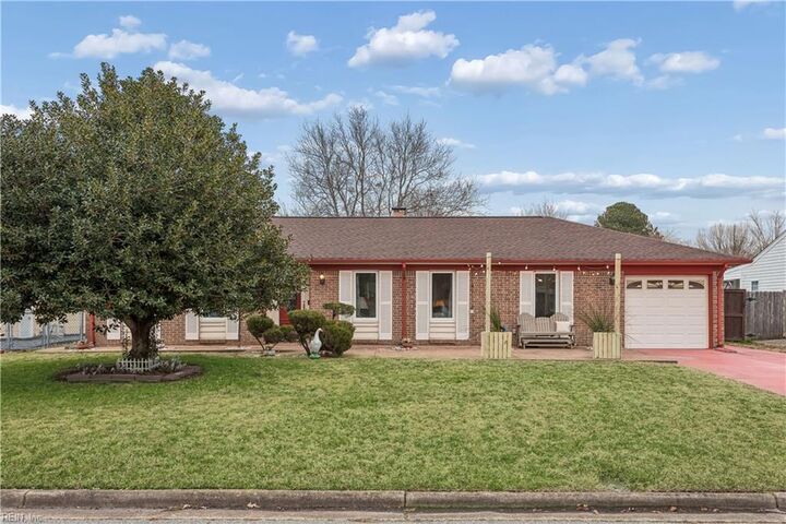 Property Photo:  2008 Steinem Ct  VA 23464 