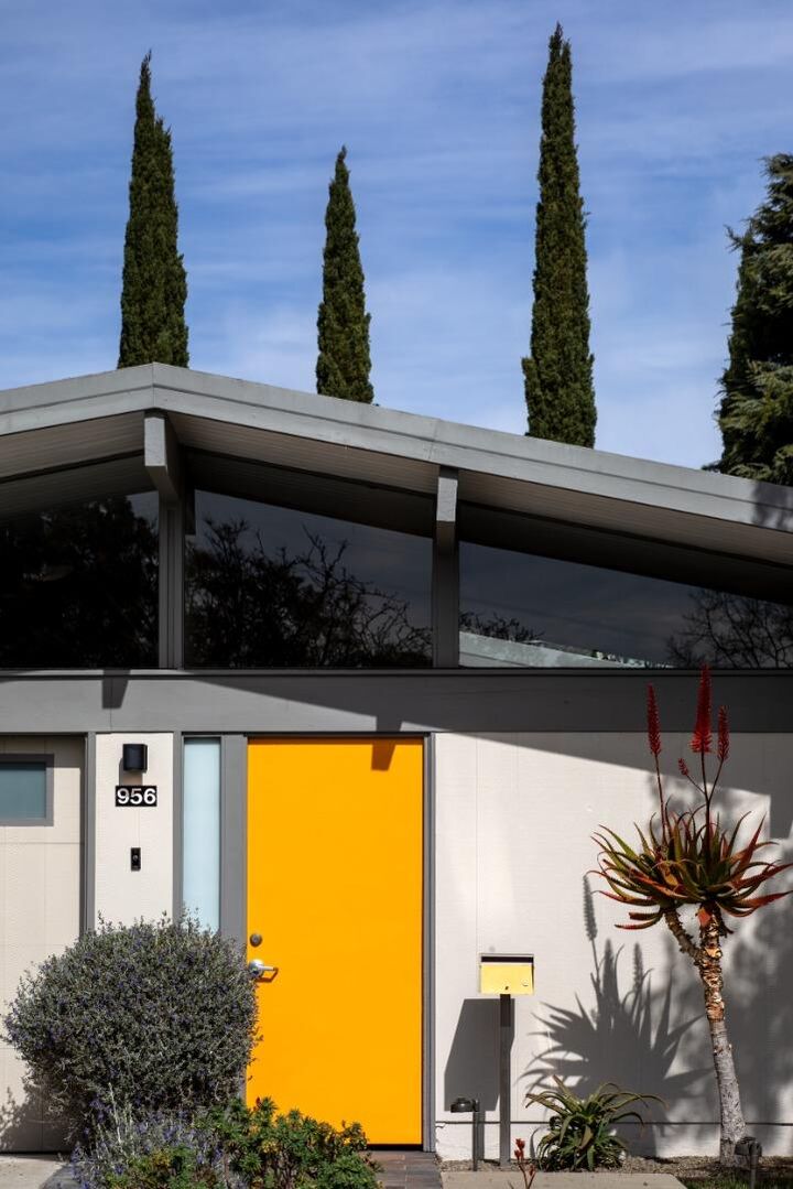 Property Photo: 956 Trophy Drive CA 94040